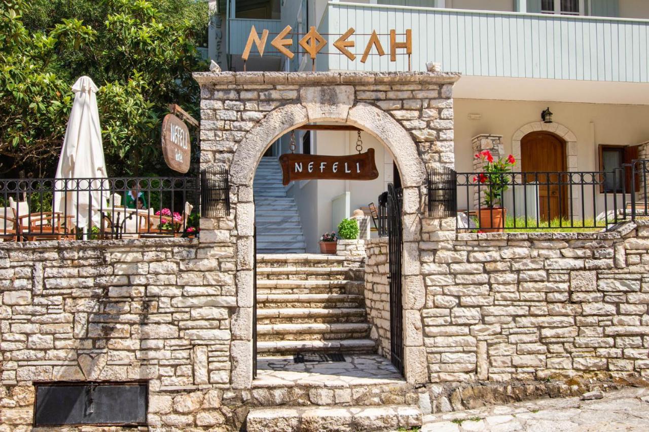 Nefeli Hotel อาโยส นิกีตัส ภายนอก รูปภาพ