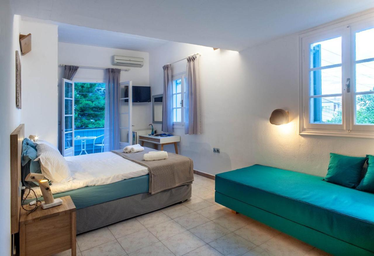 Nefeli Hotel อาโยส นิกีตัส ภายนอก รูปภาพ